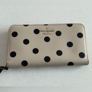 Kate Spade zip around wallet